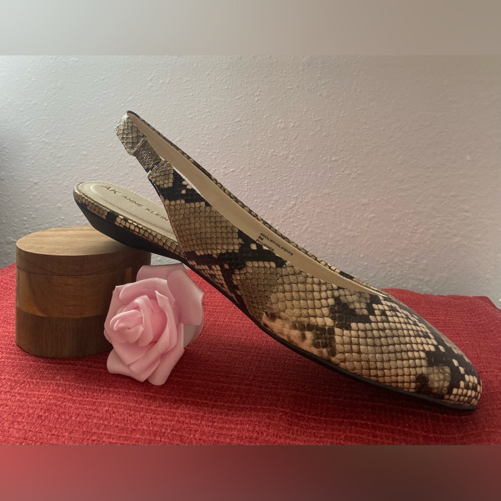 NWT…ANN KLEIN WOMENS SNAKESKIN SLINGBACK FLATS - Picture 2 of 16